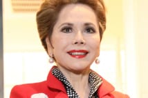 デヴィ夫人から内村光良へ、放送できない発言で場が凍った